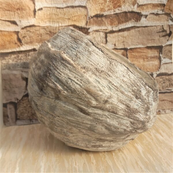 pot boule artisanal pour plantes grasses ou vertes