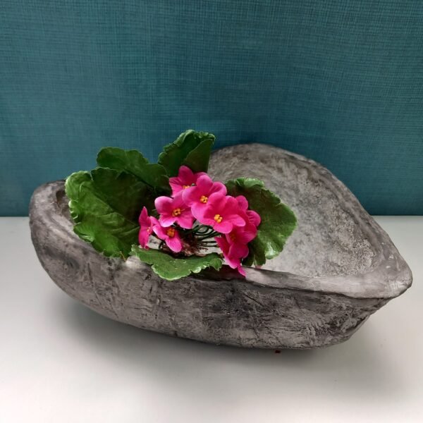 grand pot jardinière forme coeur – Image 2