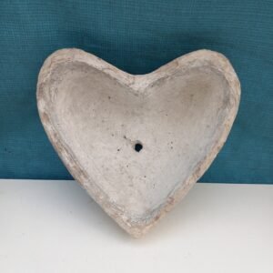 jardinière forme coeur pour l'extérieur