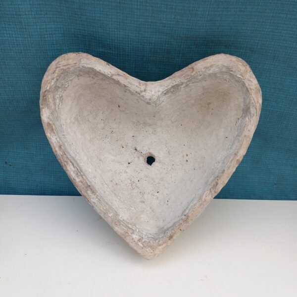 jardinière forme coeur pour l'extérieur