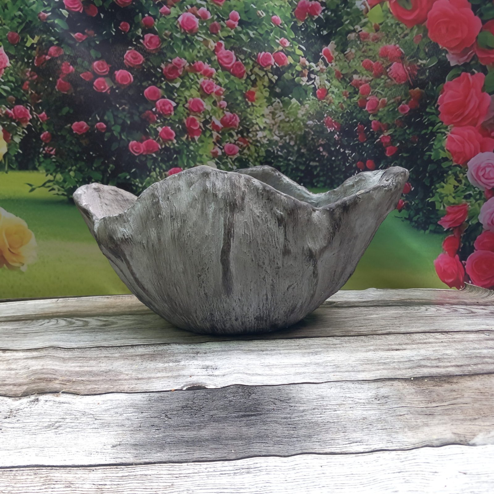 Jardinière d'extérieur artisanale grise forme coquille – Image 9