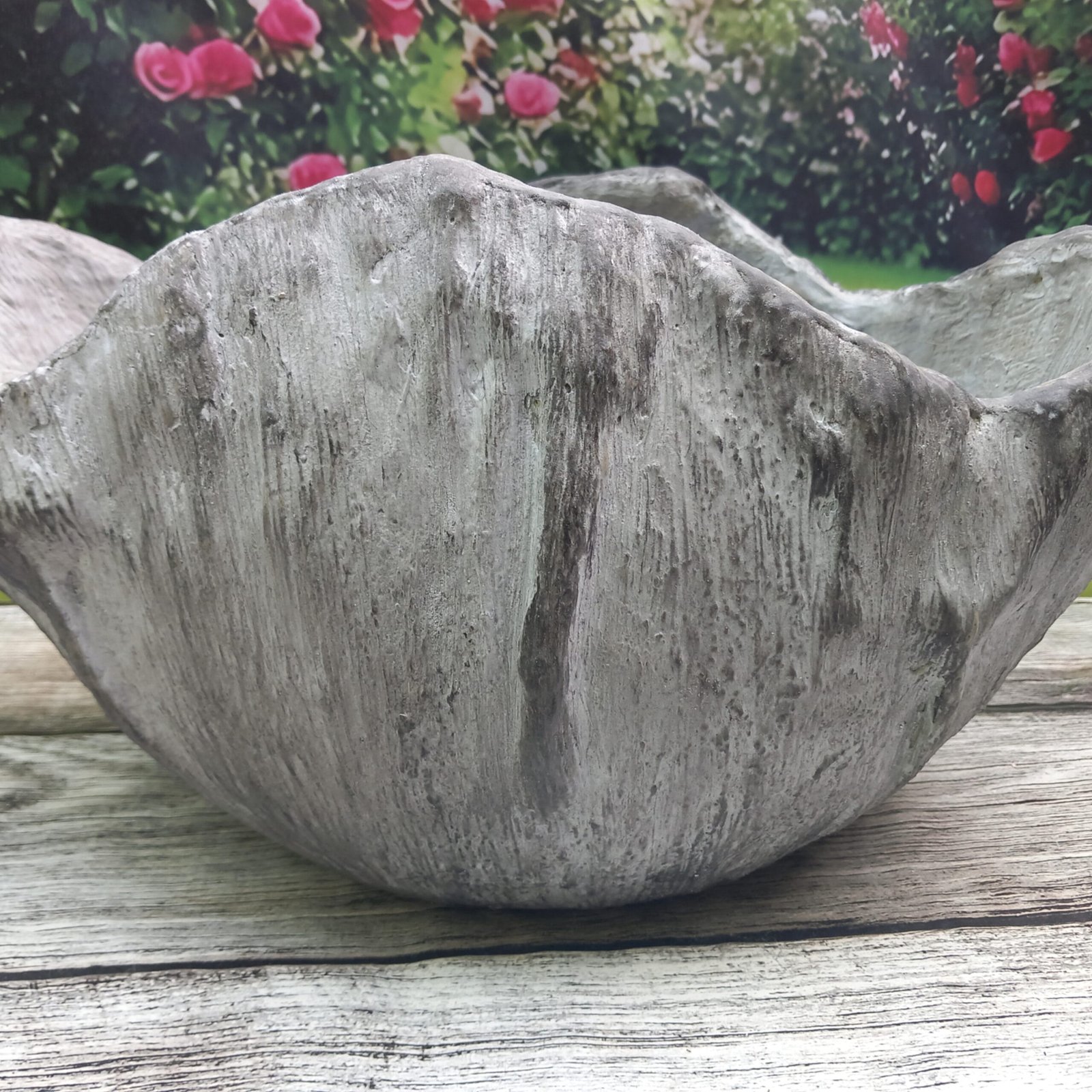 Jardinière d'extérieur artisanale grise forme coquille – Image 8
